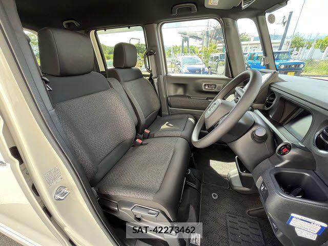 Honda N BOX CUSTOM 2023-11 7618685-18