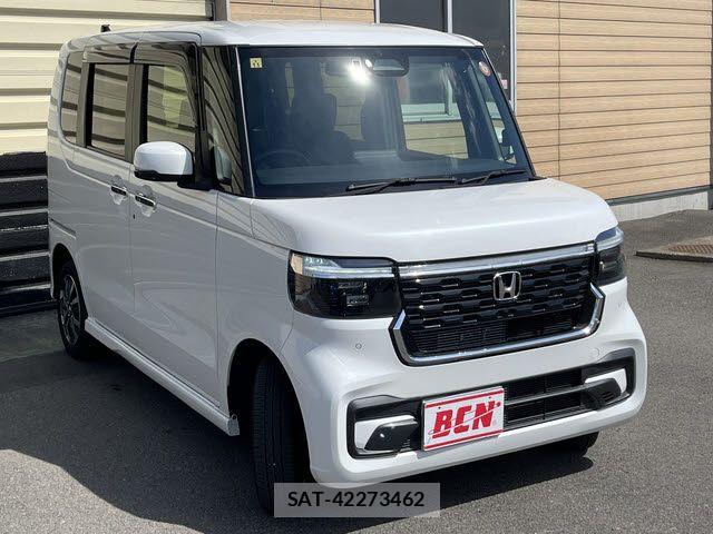 Honda N BOX CUSTOM 2023-11 7618685-6