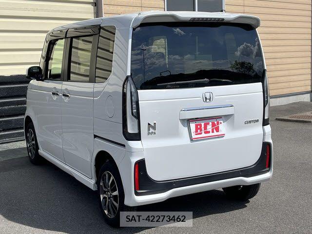 Honda N BOX CUSTOM 2023-11 7618685-8