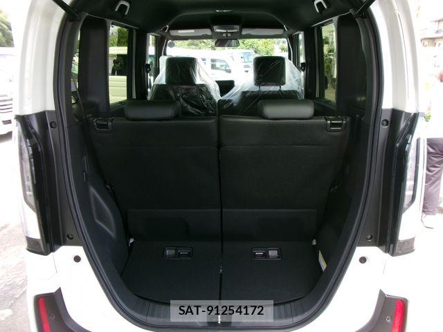 Honda N BOX CUSTOM 2026-05 7618683-25