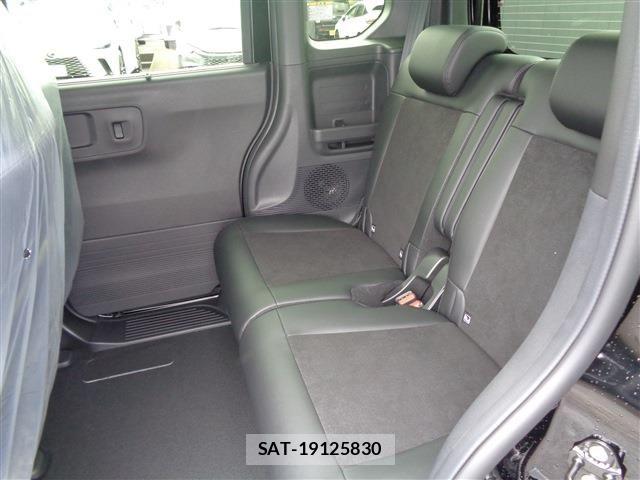 Honda N BOX CUSTOM 2026-06 7618682-10