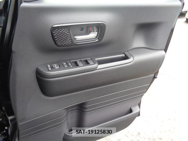 Honda N BOX CUSTOM 2026-06 7618682-26