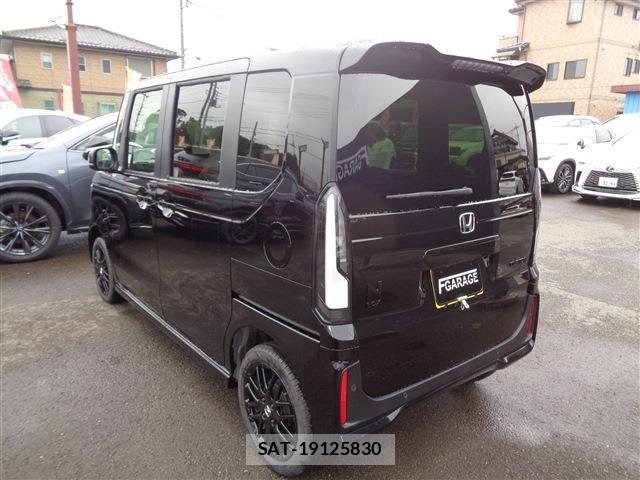 Honda N BOX CUSTOM 2026-06 7618682-5