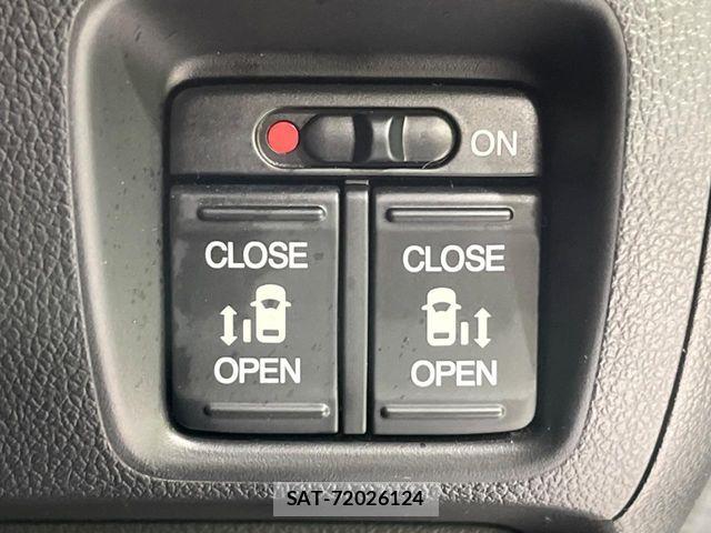 Honda N BOX CUSTOM 2013-06 7618692-4