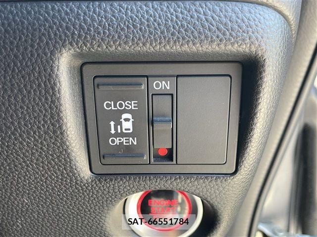 Honda N BOX CUSTOM 2018-02 7726491-29
