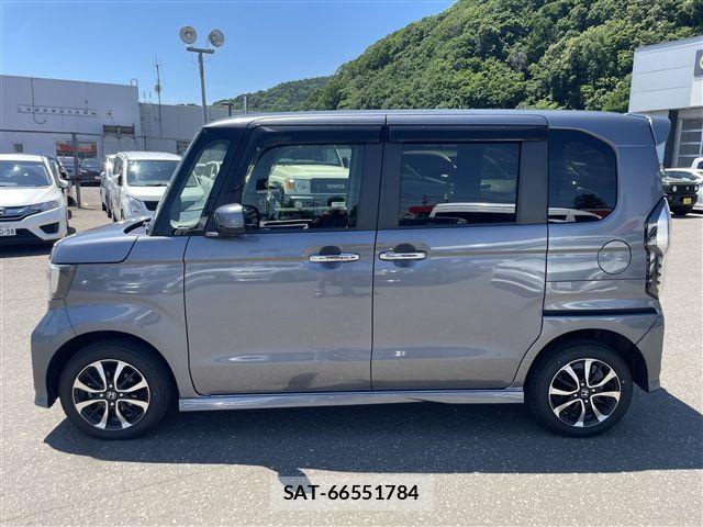 Honda N BOX CUSTOM 2018-02 7726491-4
