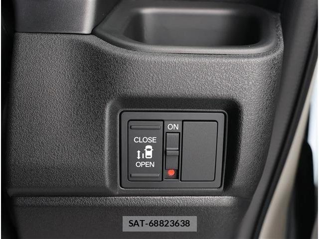 Honda N BOX CUSTOM 2026-05 7726485-8
