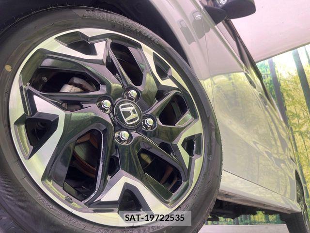 Honda N BOX CUSTOM 2018-06 7726489-12