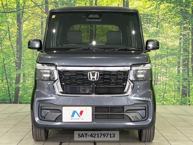 Honda N BOX CUSTOM 2023-11 7726488-14