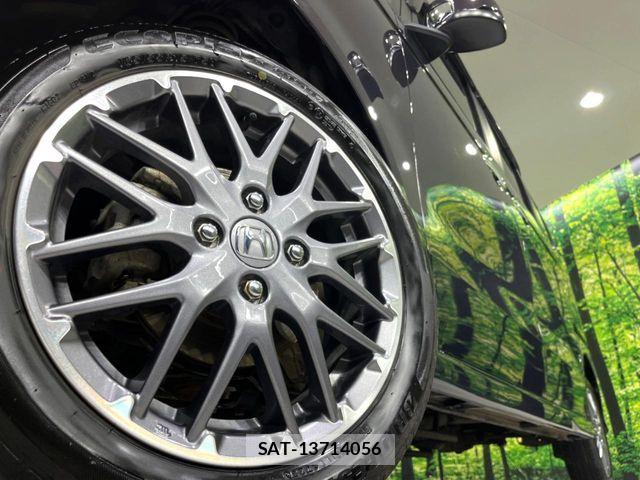Honda N BOX CUSTOM 2023-12 7787644-12