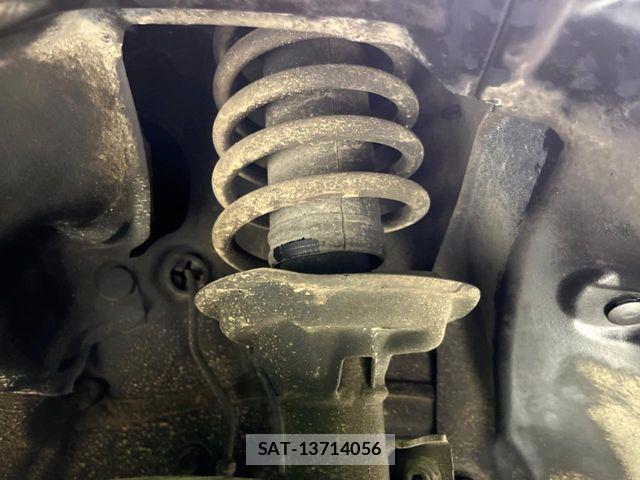Honda N BOX CUSTOM 2023-12 7787644-19