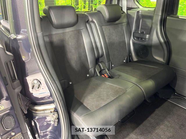 Honda N BOX CUSTOM 2023-12 7787644-8