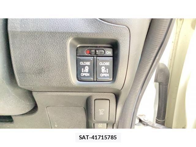 Honda N BOX CUSTOM 2015-09 7878377-11