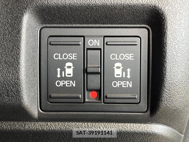 Honda N BOX CUSTOM 2024-02 7878368-6