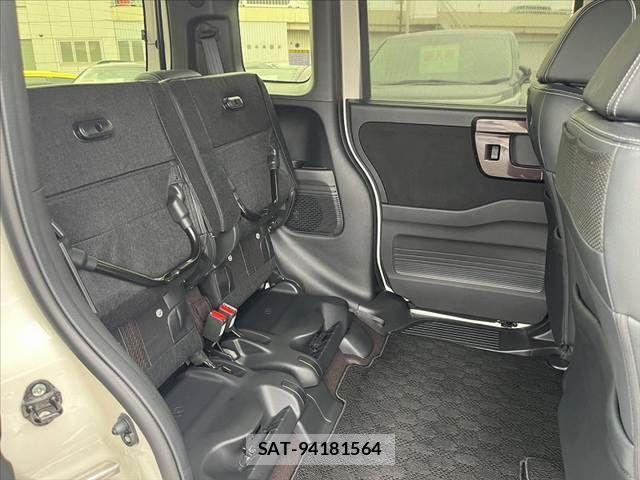 Honda N BOX CUSTOM 2017-12 7878372-19