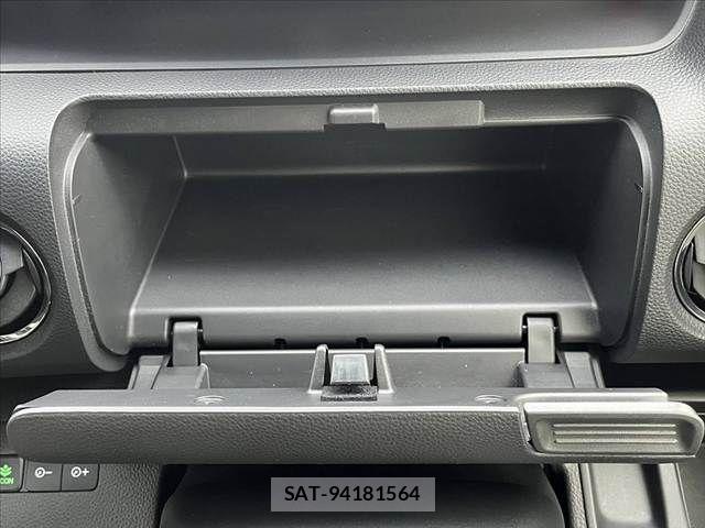 Honda N BOX CUSTOM 2017-12 7878372-28
