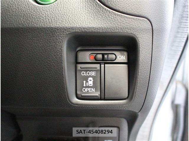 Honda N BOX CUSTOM 2015-03 7878376-22