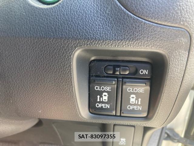 Honda N BOX CUSTOM 2013-08 7962971-12