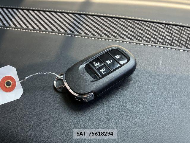Honda N BOX CUSTOM 2024-05 7980297-25