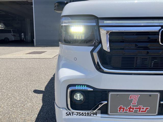Honda N BOX CUSTOM 2024-05 7980297-26