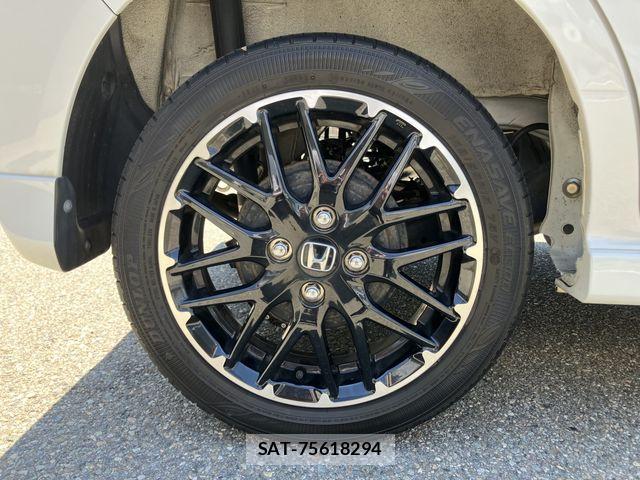 Honda N BOX CUSTOM 2024-05 7980297-28