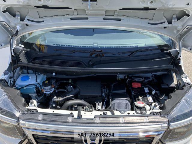Honda N BOX CUSTOM 2024-05 7980297-29