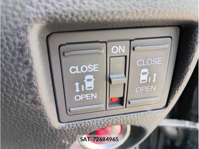 Honda N BOX CUSTOM 2022-02 7980299-13