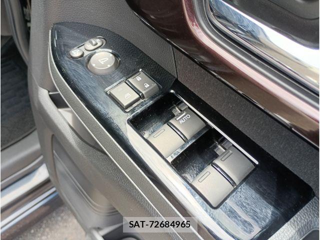 Honda N BOX CUSTOM 2022-02 7980299-19