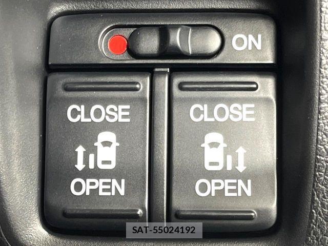 Honda N BOX CUSTOM 2012-11 8037236-5
