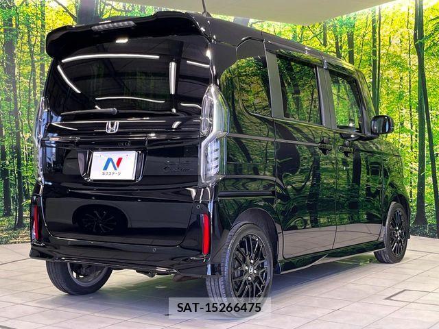 Honda N BOX CUSTOM 2022-02 8037226-16