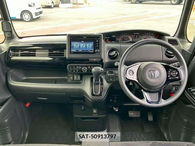 Honda N BOX CUSTOM 2023-08 8037229-12