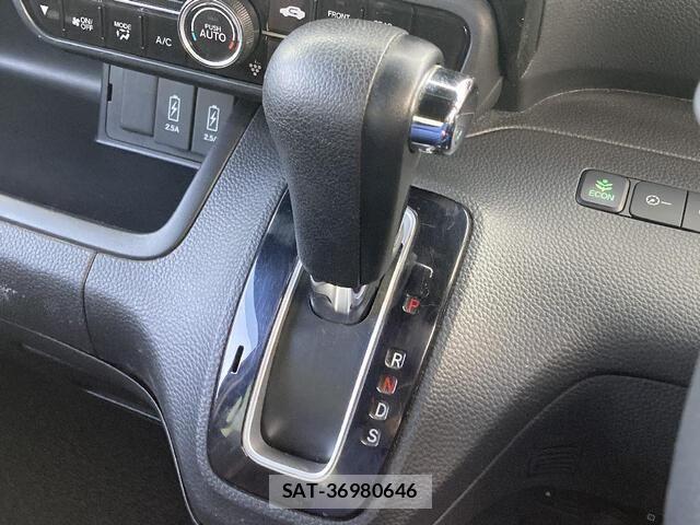 Honda N BOX CUSTOM 2018-01 8037234-10