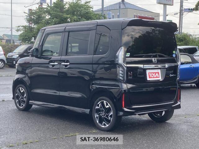 Honda N BOX CUSTOM 2018-01 8037234-25