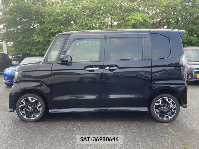 Honda N BOX CUSTOM 2018-01 8037234-26