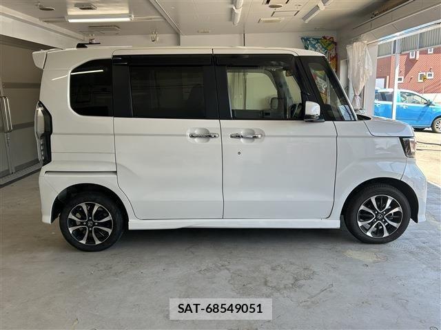 Honda N BOX CUSTOM 2020-01 8037231-3