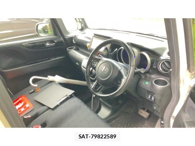 Honda N BOX CUSTOM 2013-12 8074910-9