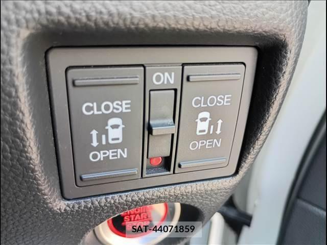 Honda N BOX CUSTOM 2021-02 8074908-13