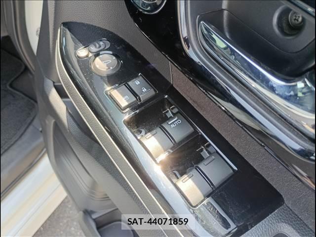Honda N BOX CUSTOM 2021-02 8074908-19
