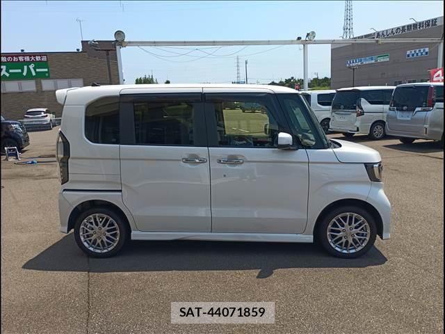 Honda N BOX CUSTOM 2021-02 8074908-3