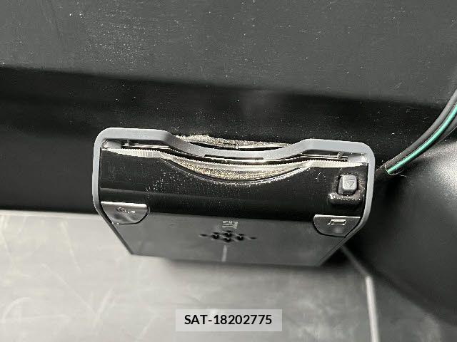 Honda N BOX CUSTOM 2015-03 8100810-15