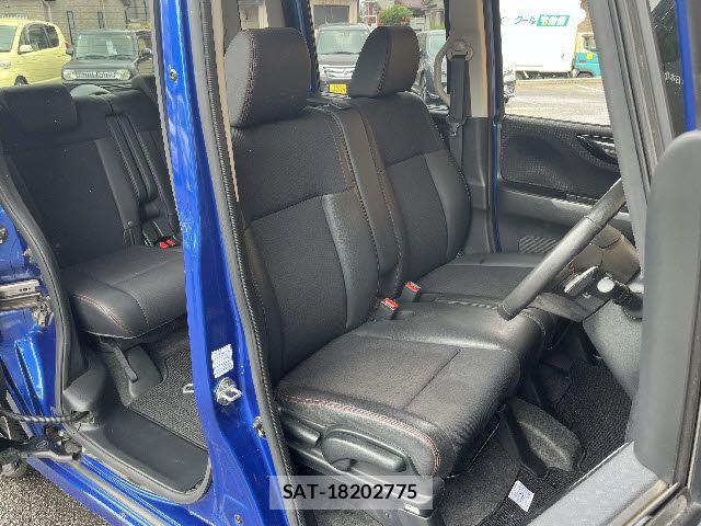 Honda N BOX CUSTOM 2015-03 8100810-3