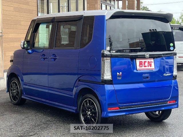 Honda N BOX CUSTOM 2015-03 8100810-8