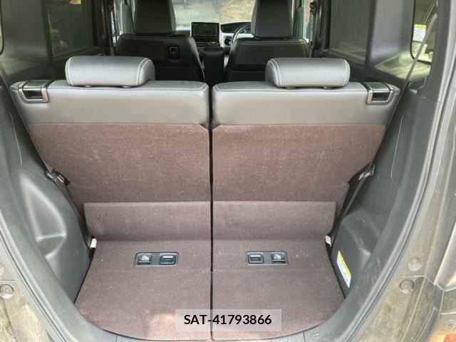 Honda N BOX CUSTOM 2017-10 8100812-14