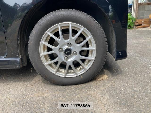 Honda N BOX CUSTOM 2017-10 8100812-4