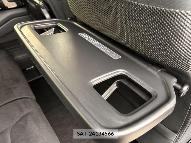 Honda N BOX CUSTOM 2021-08 8100811-28