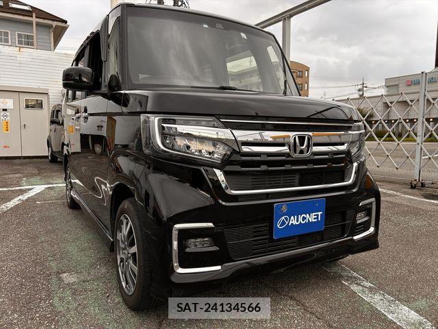 Honda N BOX CUSTOM 2021-08 8100811-2