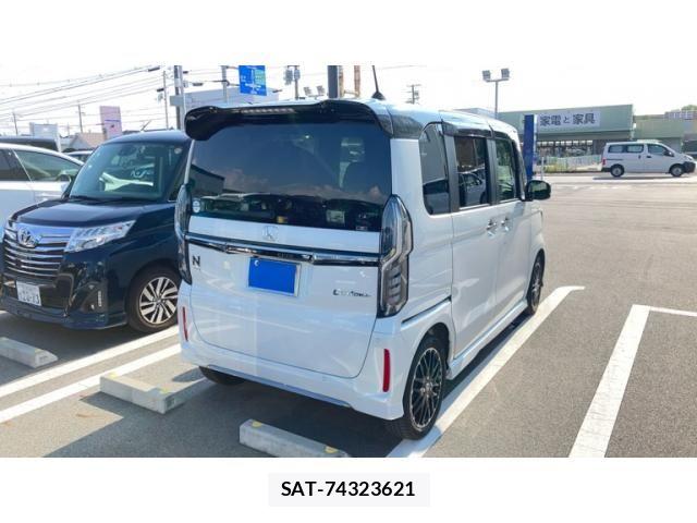 Honda N BOX CUSTOM 2023-08 8146306-2