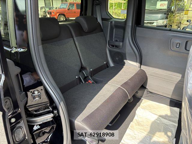 Honda N BOX CUSTOM 2026-07 8158905-17