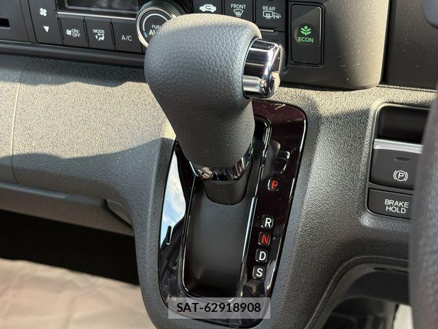 Honda N BOX CUSTOM 2026-07 8158905-24