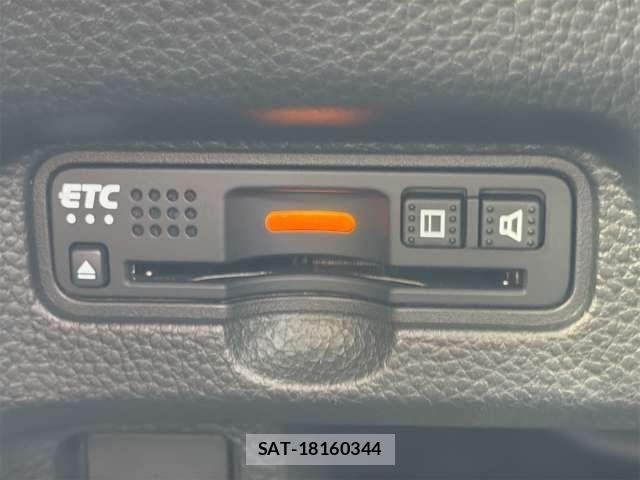 Honda N BOX CUSTOM 2018-01 8209127-10